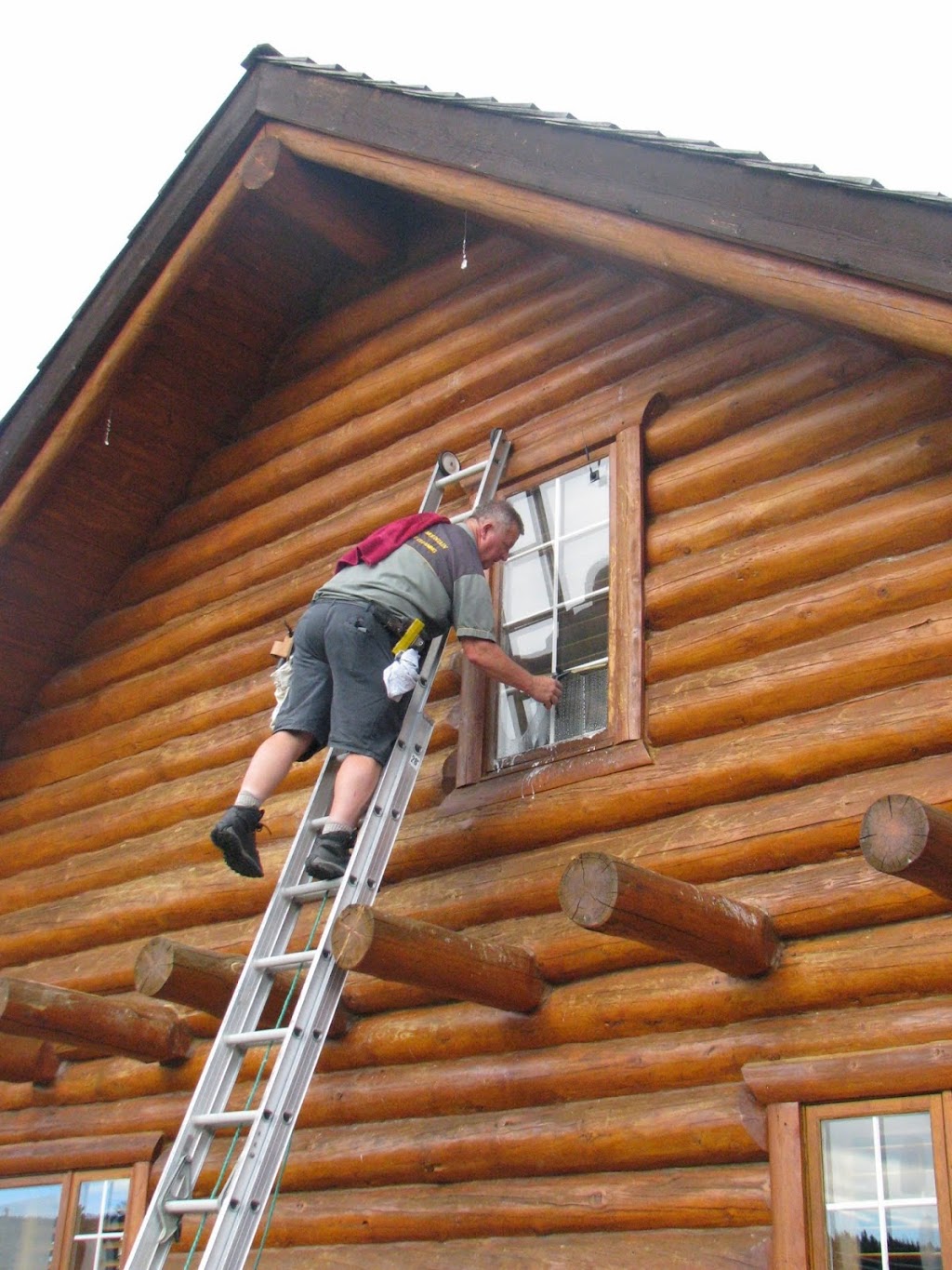 Rocky Mountain Window Cleaning | Turner Valley, AB T0L 2A0, Canada | Phone: (403) 933-3506