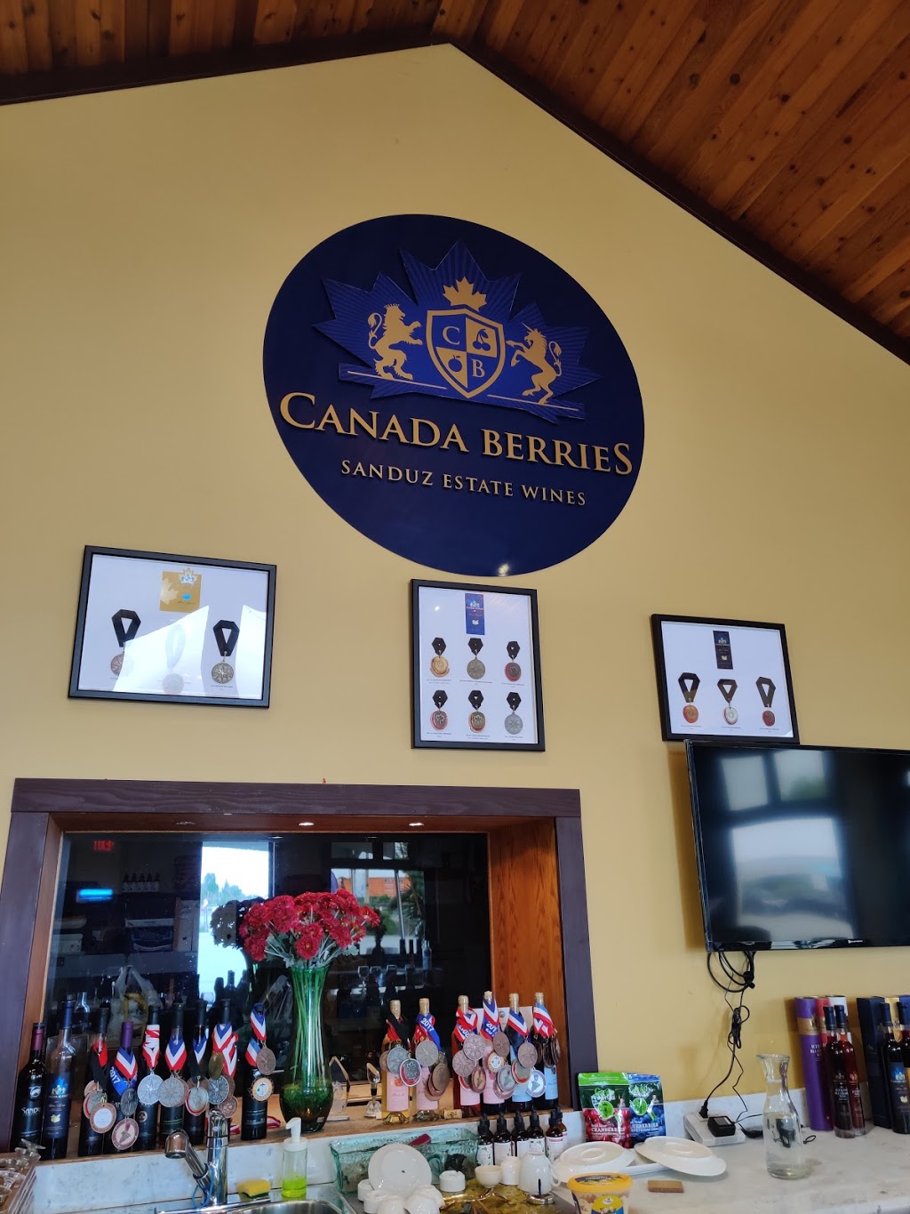 Canada Berries Winery | 1B4, 7071-7451 Sidaway Rd, Richmond, BC V6W 1B4, Canada | Phone: (604) 303-0379