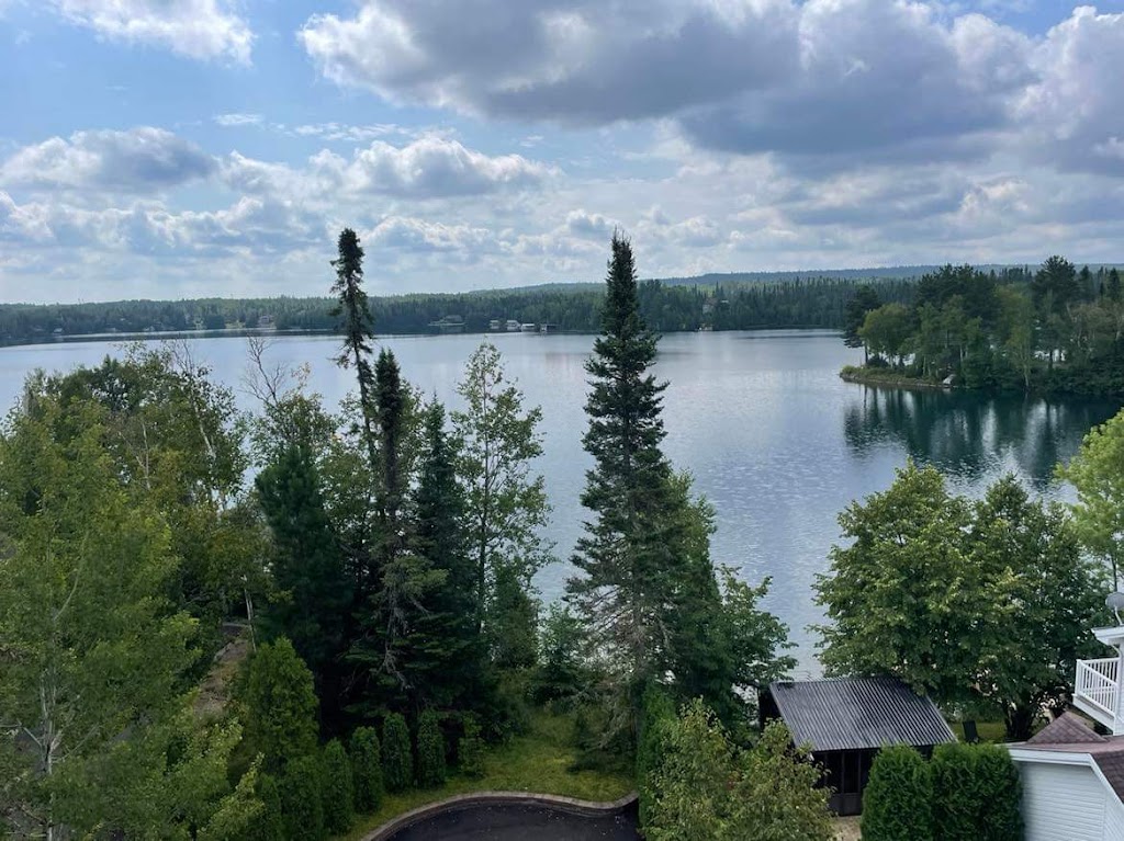 Chalet Lac Clair | 188 Chem. 1 du Lac Clair, Saint-David-de-Falardeau, QC G0V 1C0, Canada | Phone: (418) 503-1227