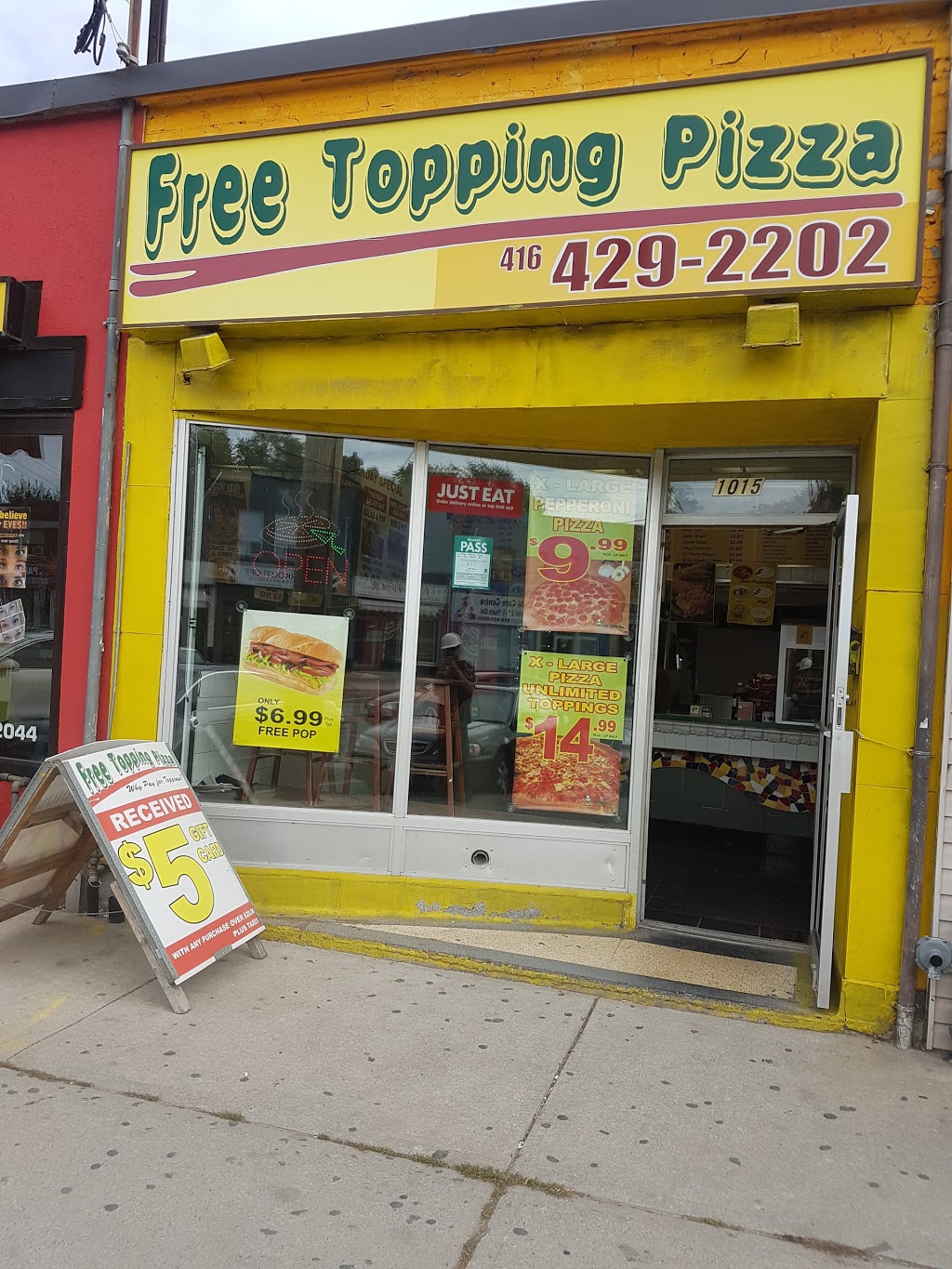 Free Topping Pizza | 1015 Coxwell Ave, East York, ON M4C 3G5, Canada | Phone: (416) 429-2202