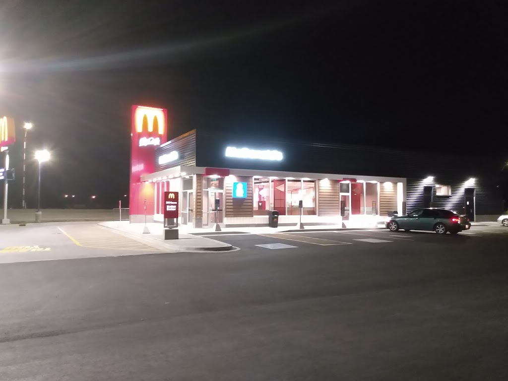 McDonalds | 2360 7 Ave, Fort Macleod, AB T0L 0Z0, Canada | Phone: (403) 553-5126