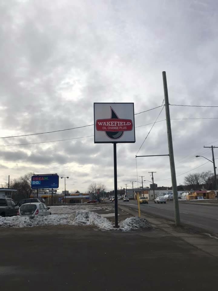 Wakefield Oil Change Plus | 311 Cumberland St N, Thunder Bay, ON P7A 4N9, Canada | Phone: (807) 345-1121