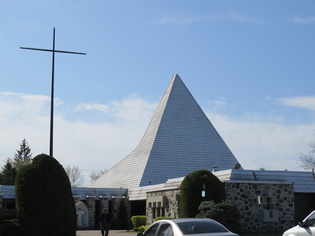 La Communauté eucharistique de St.-Luc | 106A Avenue Anselme-Lavigne, Dollard-des-Ormeaux, QC H9A 1N8, Canada | Phone: (514) 684-6488