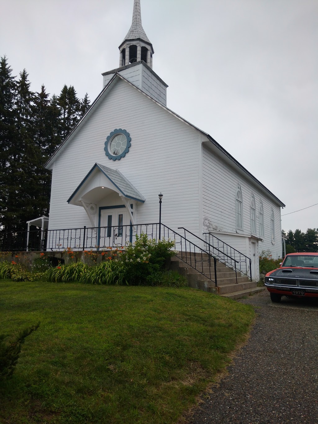 Église Ste-Elisabeth | 47 Chemin Sainte - Élisabeth, Cantley, QC J8V 3E8, Canada | Phone: (819) 827-2004