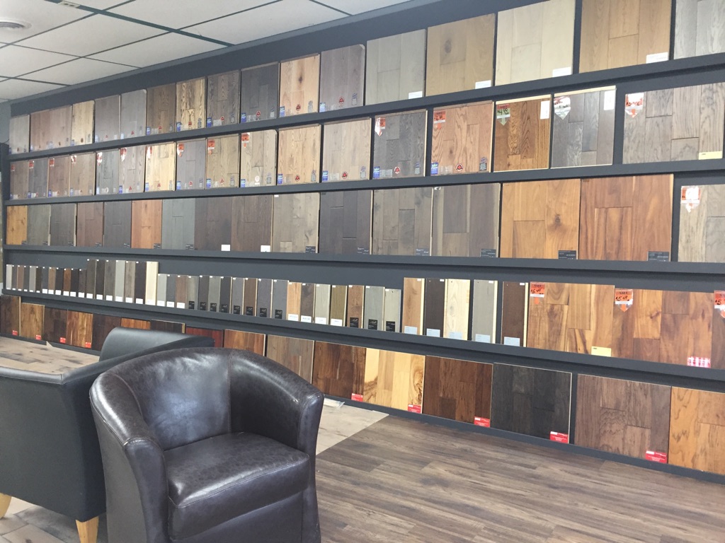 Brantford Ceramic Tile & Hardwood Flooring | 774 Colborne St E, Brantford, ON N3S 3S1, Canada | Phone: (519) 752-1851