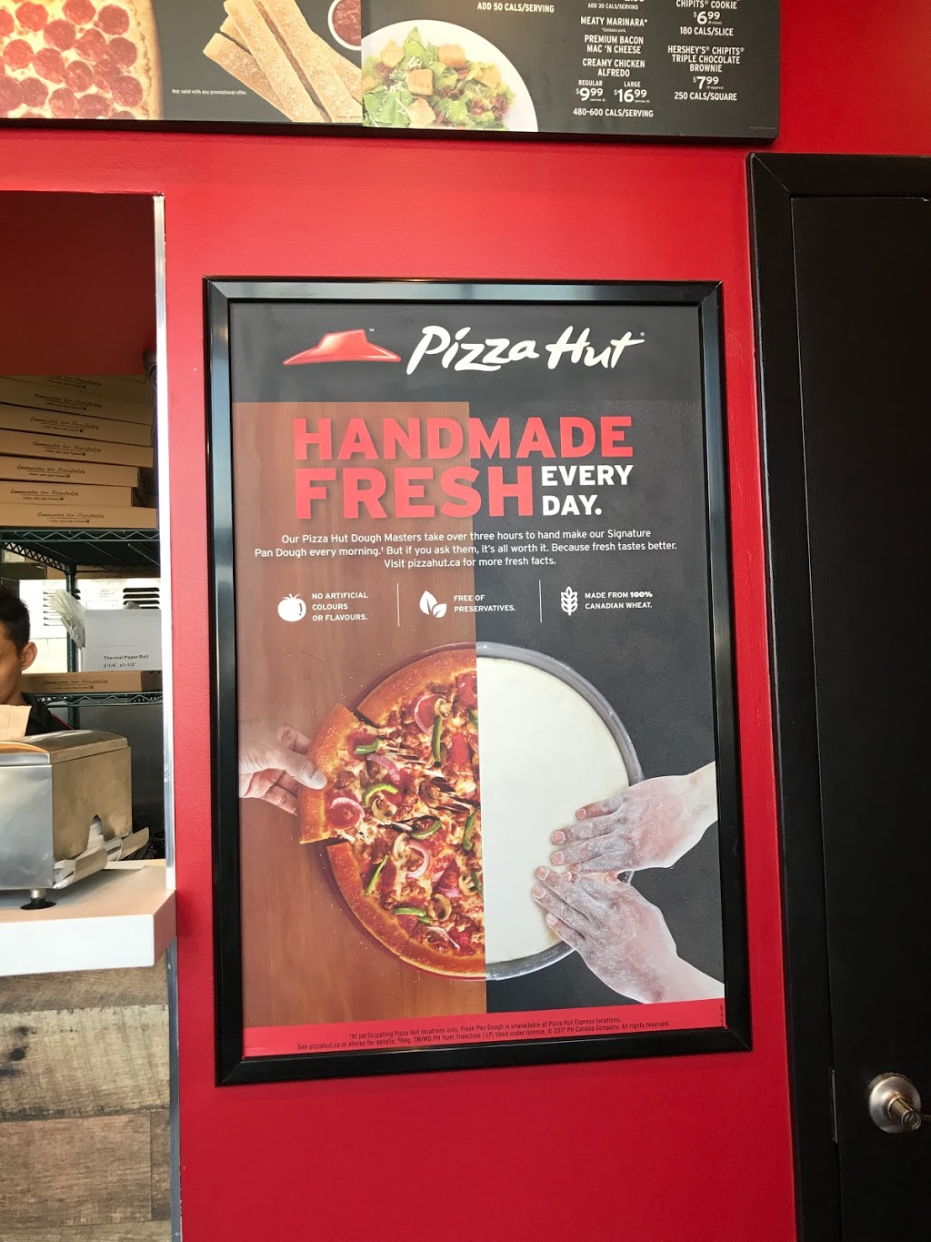 Pizza Hut | 1564 Royal York Rd, Etobicoke, ON M9P 3C3, Canada | Phone: (416) 235-2505