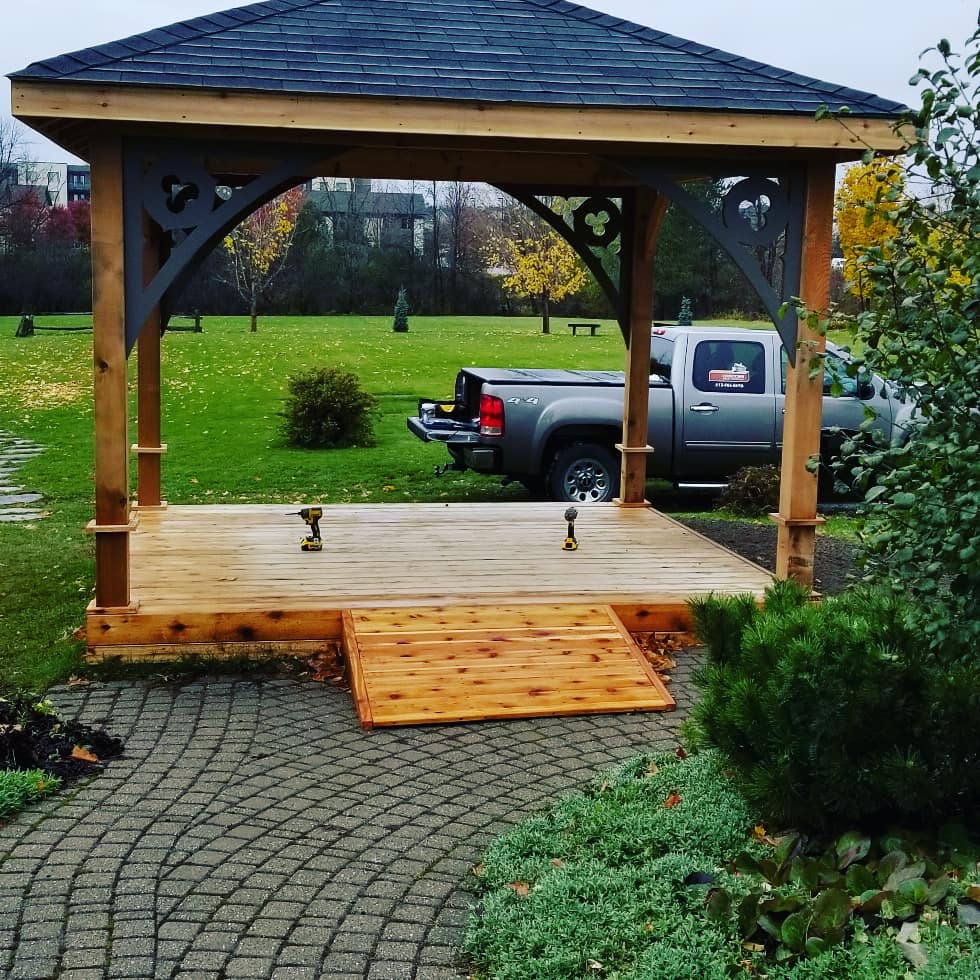 Corktown Deck Company | 14 Graham St, Carleton Place, ON K7C 0H7, Canada | Phone: (613) 986-8696