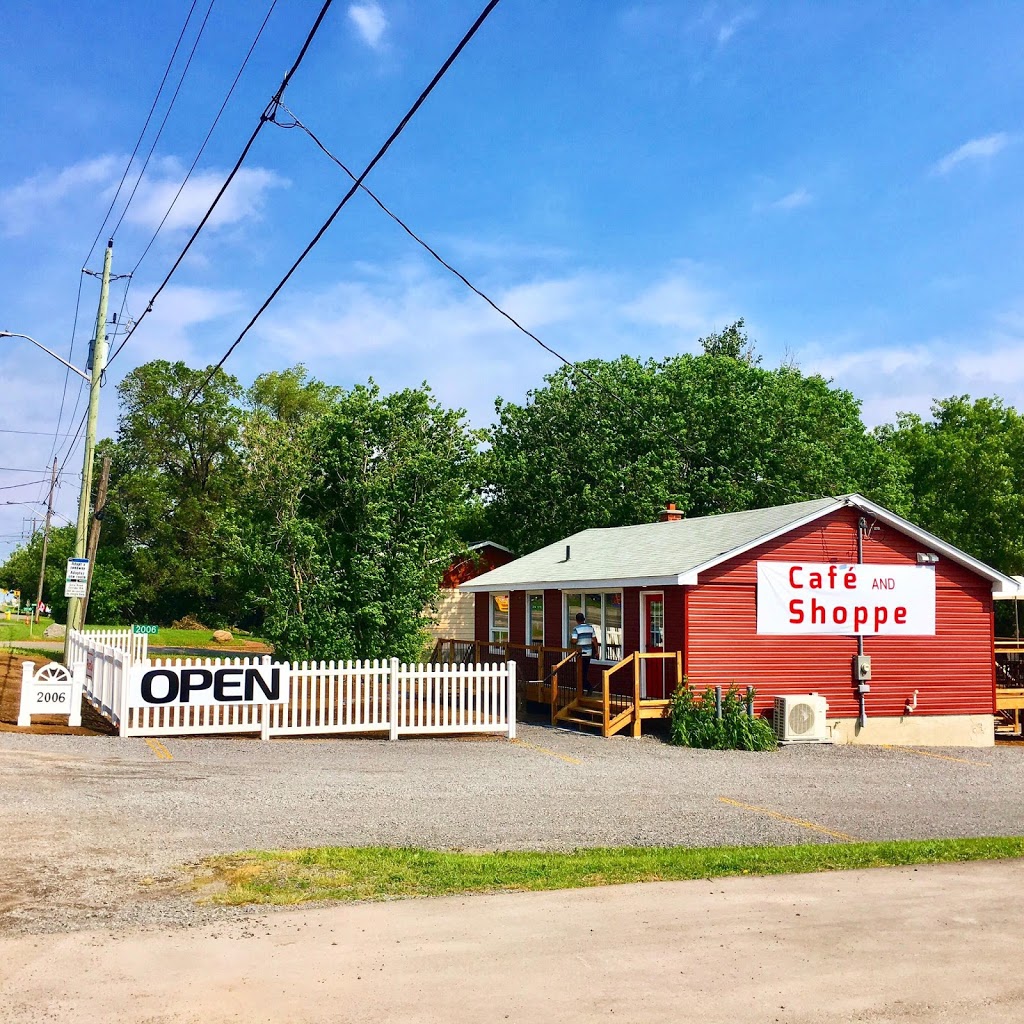 Red Gables Crêperie | 2006 Carp Rd, Carp, ON K0A 1L0, Canada | Phone: (613) 836-6688