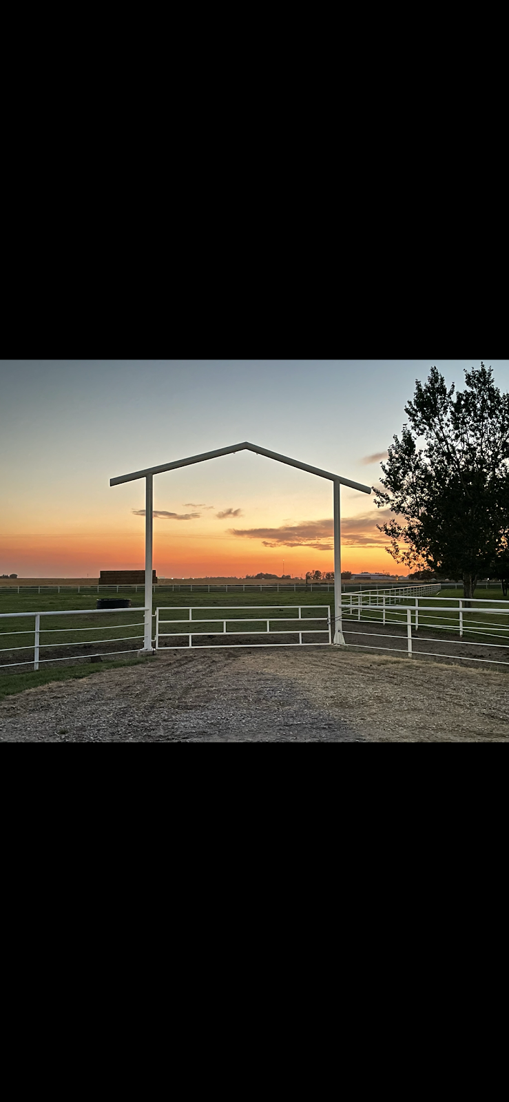 Stone Ridge Equestrian Centre Ltd. | 91075 Range Rd 211, Lethbridge County, AB T1J 5P6, Canada | Phone: (403) 915-3057