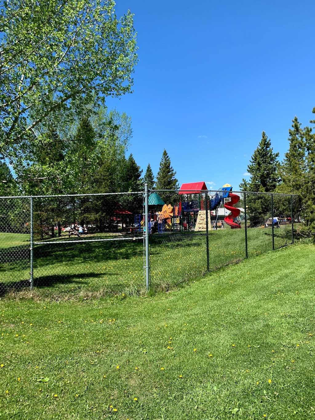 Woodlands Water Play Park presented by RE/MAX | 165 Sturgeon Rd, St. Albert, AB T8N 3G1, Canada | Phone: (780) 459-1553