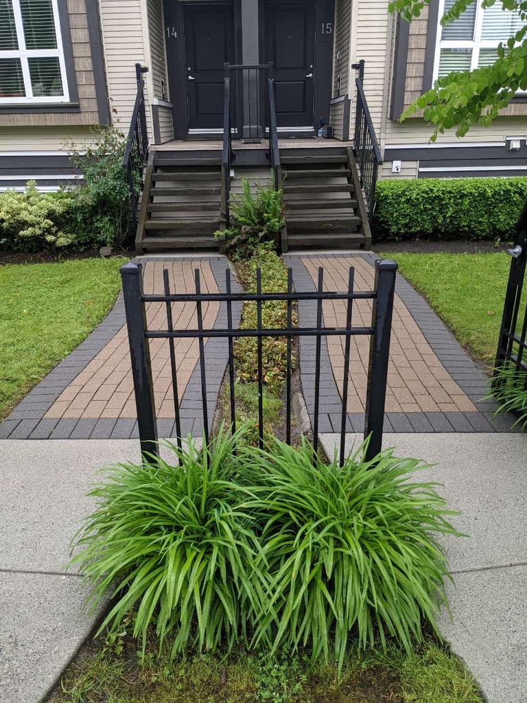 Inside Out Building & Landscape Maintenance | 13427 Marine Dr, Surrey, BC V4A 1G1, Canada | Phone: (778) 288-4001