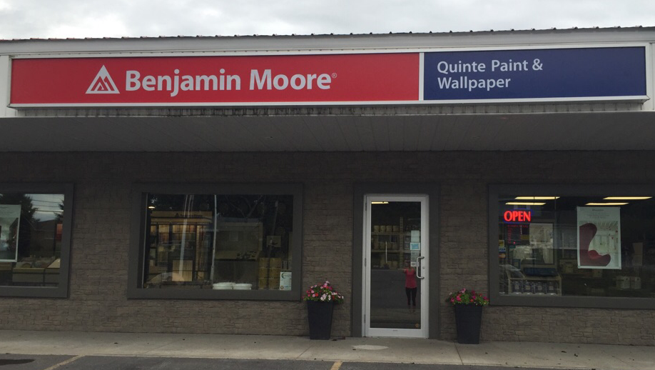 Quinte Paint & Wallpaper Inc | 13239 Loyalist Pkwy, Picton, ON K0K 2T0, Canada | Phone: (613) 645-2190