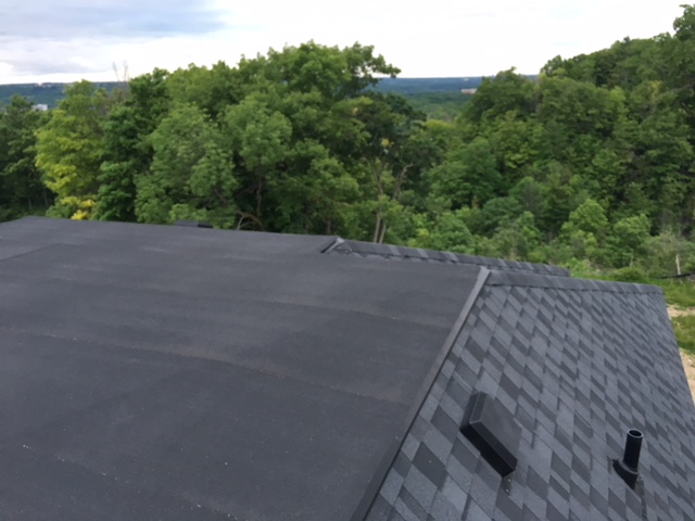 DeLuca Roofing | 1038 Cooke Blvd #4, Burlington, ON L7T 4A8, Canada | Phone: (905) 631-0961