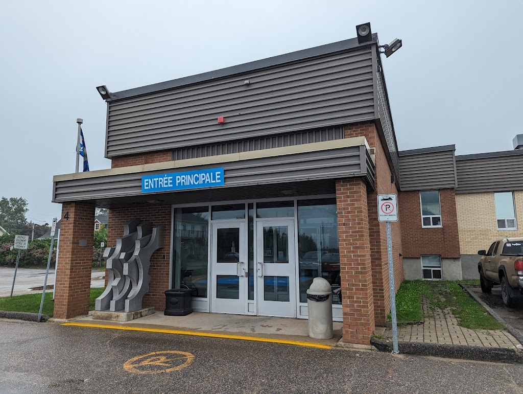 Cisss Escoumins | 4 Rue de lHôpital, Les Escoumins, QC G0T 1K0, Canada | Phone: (418) 233-2931