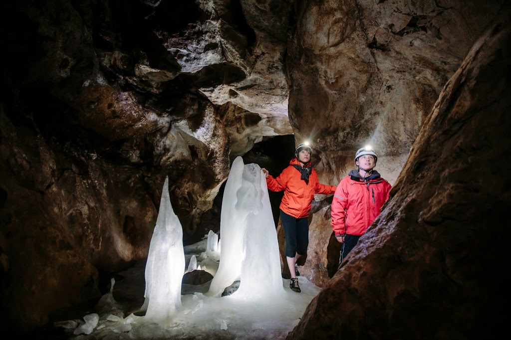 Caverne Laflèche par Arbraska | 255 Route Principale, Val-des-Monts, QC J8N 4B7, Canada | Phone: (819) 457-4033