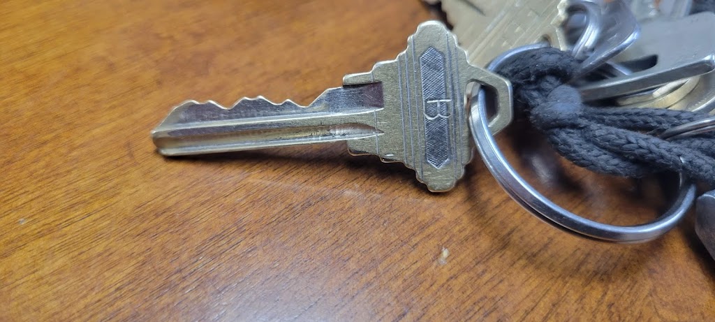Van Der Key & Lock | 240 Scarlett Rd #1708, Toronto, ON M6N 4X4, Canada | Phone: (416) 400-9522