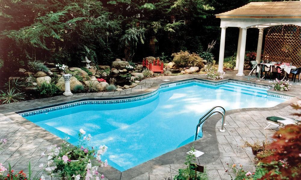 Orillia Pools Design Builders | 251 West Street N, Orillia, ON L3V 5C9, Canada | Phone: (705) 329-5855