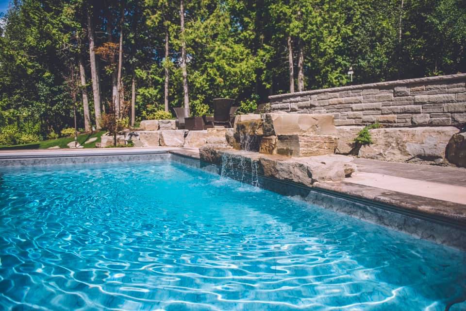 CB Pools and Spas | 30 St Thomas St Unit 1, Whitby, ON L1M 1H1, Canada | Phone: (905) 425-7946