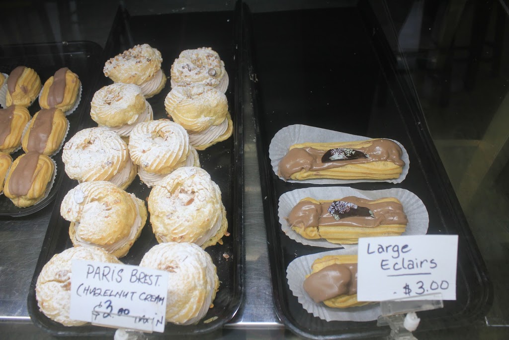 Walkers Fresh Bakery | 1030 Walker Rd Suite 3, Windsor, ON N8Y 2N5, Canada | Phone: (519) 800-8905