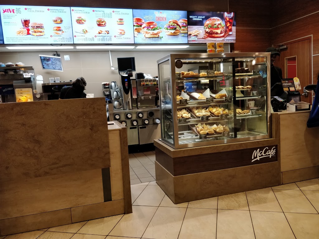 McDonalds | 344 Queen St E, Brampton, ON L6V 1C3, Canada | Phone: (905) 459-8800