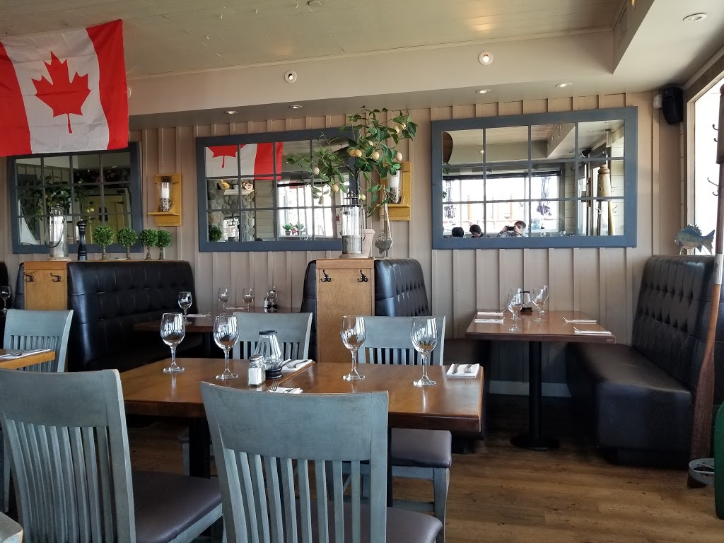 Blue Canoe Waterfront Restaurant | 3866 Bayview St #140, Richmond, BC V7E 4R7, Canada | Phone: (604) 275-7811