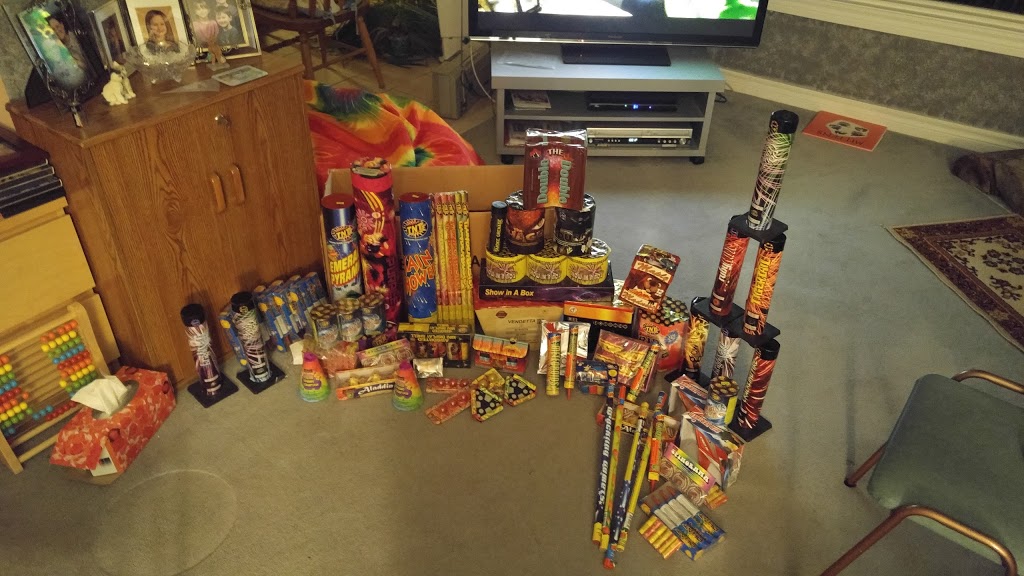 Phatboy Fireworks | 700 Burloak Dr, Burlington, ON L7L 0B1, Canada | Phone: (905) 483-5594