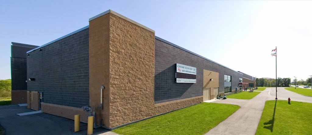 Centre scolaire Léo-Rémillard | 1095 St Annes Rd, Winnipeg, MB R2N 4G5, Canada | Phone: (204) 256-2831