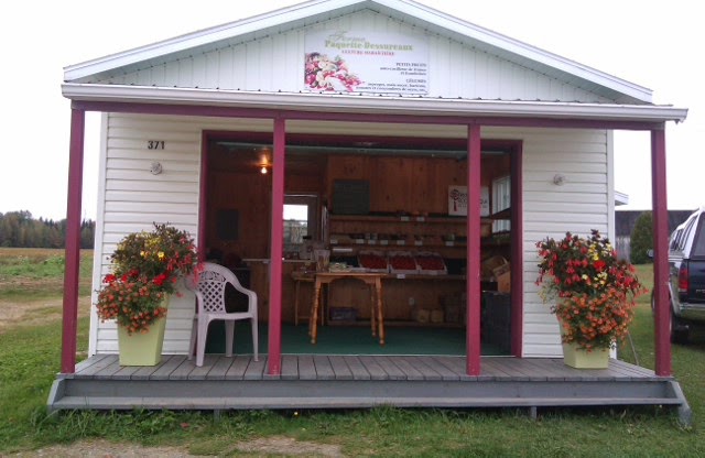 Ferme Paquette Dessureaux | 371 Chem. de la Rivière à Veillet, Sainte-Geneviève-de-Batiscan, QC G0X 2R0, Canada | Phone: (418) 362-2829