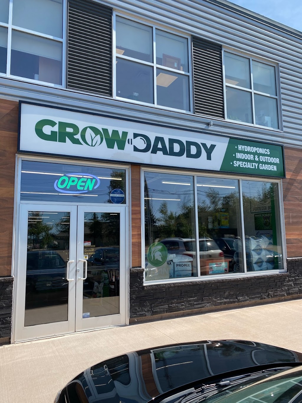 Grow Daddy Canada | 14 Kinlock Rd Unit #5, Stratford, PE C1B 1R1, Canada | Phone: (902) 367-2535