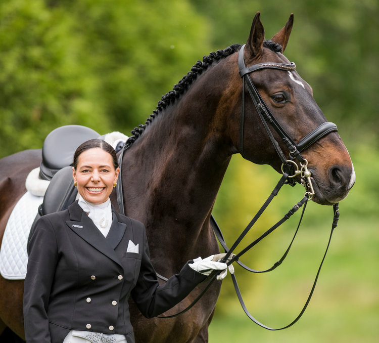 Shelley Lawder Dressage | 21321 8 Ave, Langley, BC V2Z 1S9, Canada | Phone: (604) 306-3498