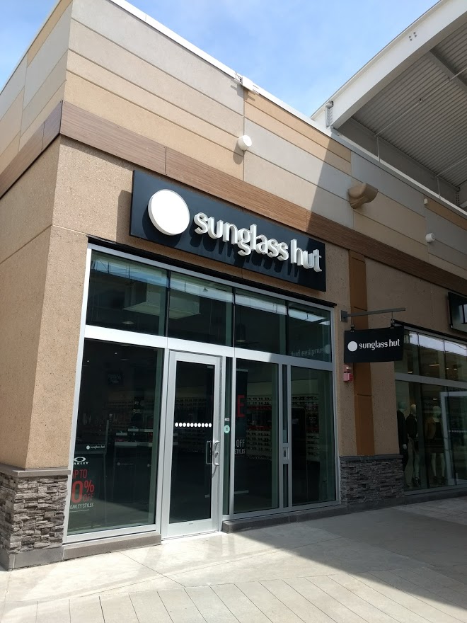 Sunglass Hut | 300 Taylor Rd, Niagara-on-the-Lake, ON L0S 1J0, Canada | Phone: (905) 322-4262