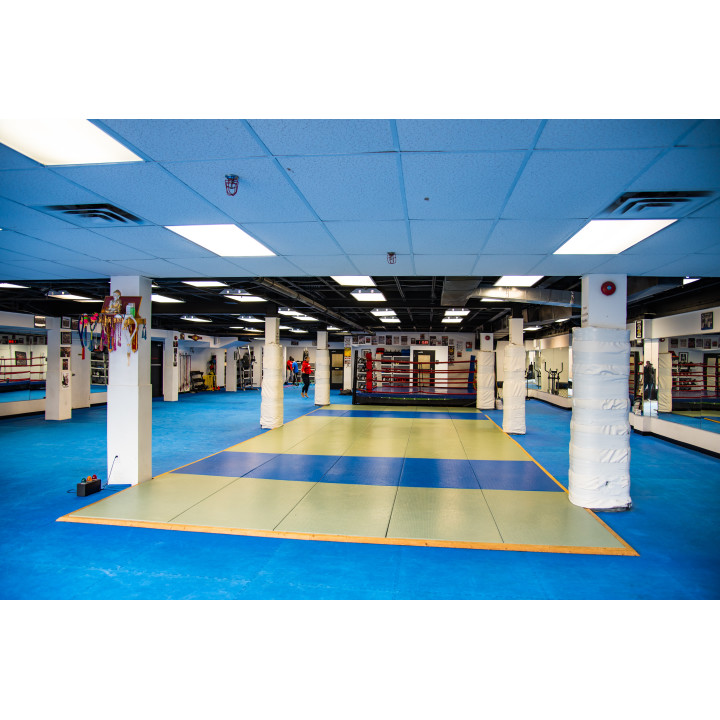 Toronto Kickboxing and Muay Thai (TKMT) Academy Uptown | 1992 Yonge St, Toronto, ON M4S 1Z7, Canada | Phone: (647) 391-4536