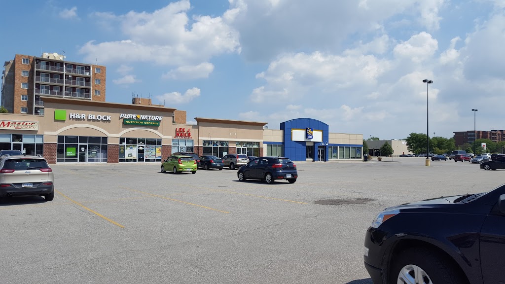 RBC Royal Bank | 400 Sandwich St S, Amherstburg, ON N9V 3L4, Canada | Phone: (519) 736-6466