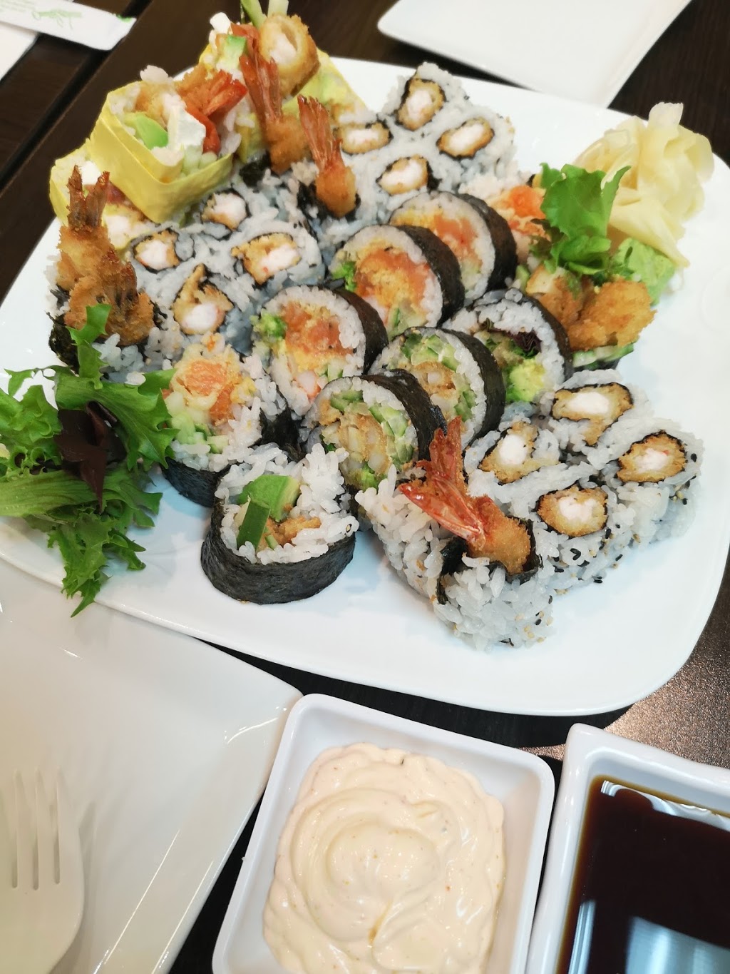 Souping Sushi | 7468 Boul Langelier, Saint-Léonard, QC H1S 3B7, Canada | Phone: (514) 251-3535