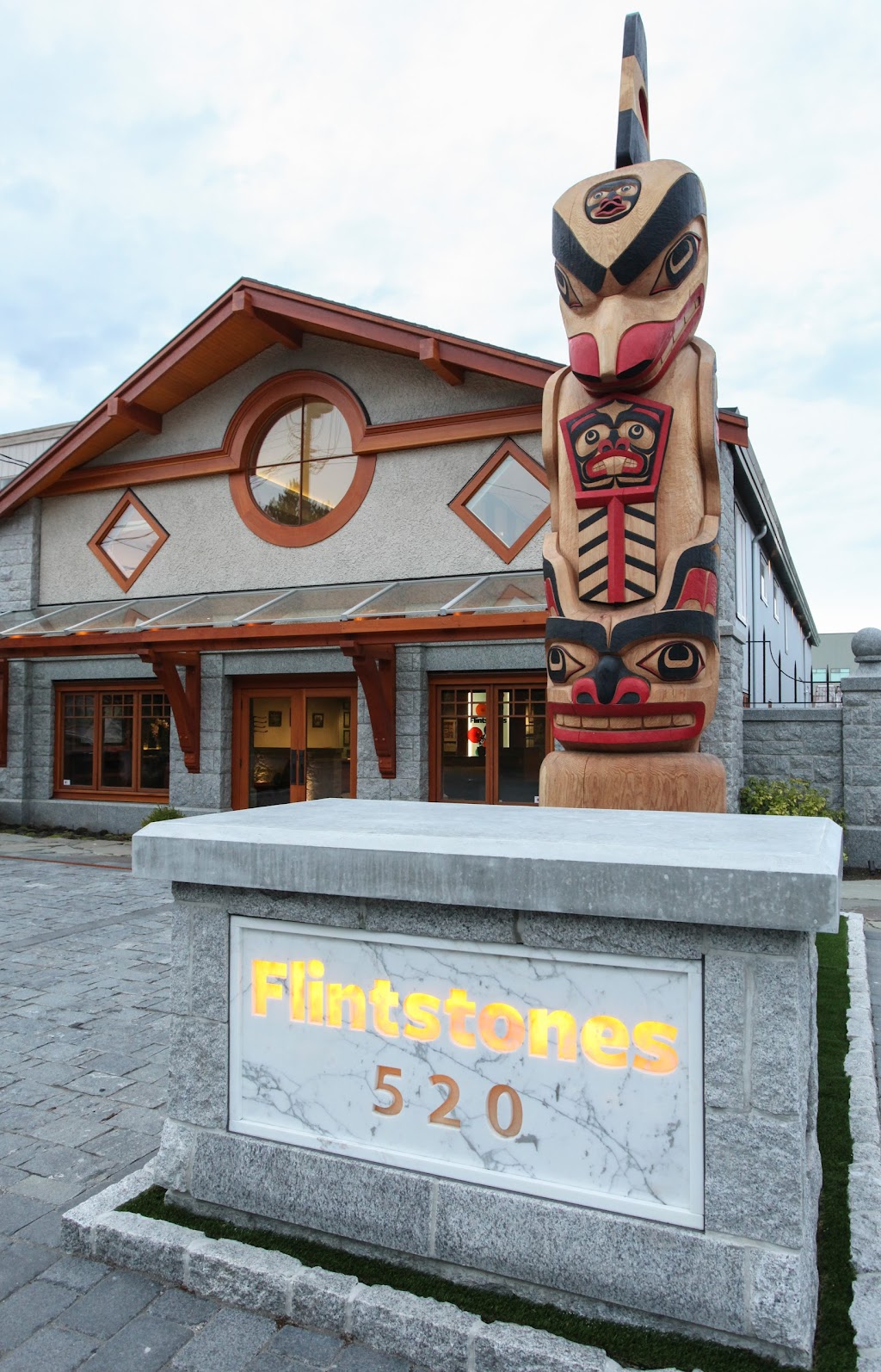 Flintstones Construction | 520 Ardersier Rd, Victoria, BC V8Z 1C7, Canada | Phone: (250) 880-1188