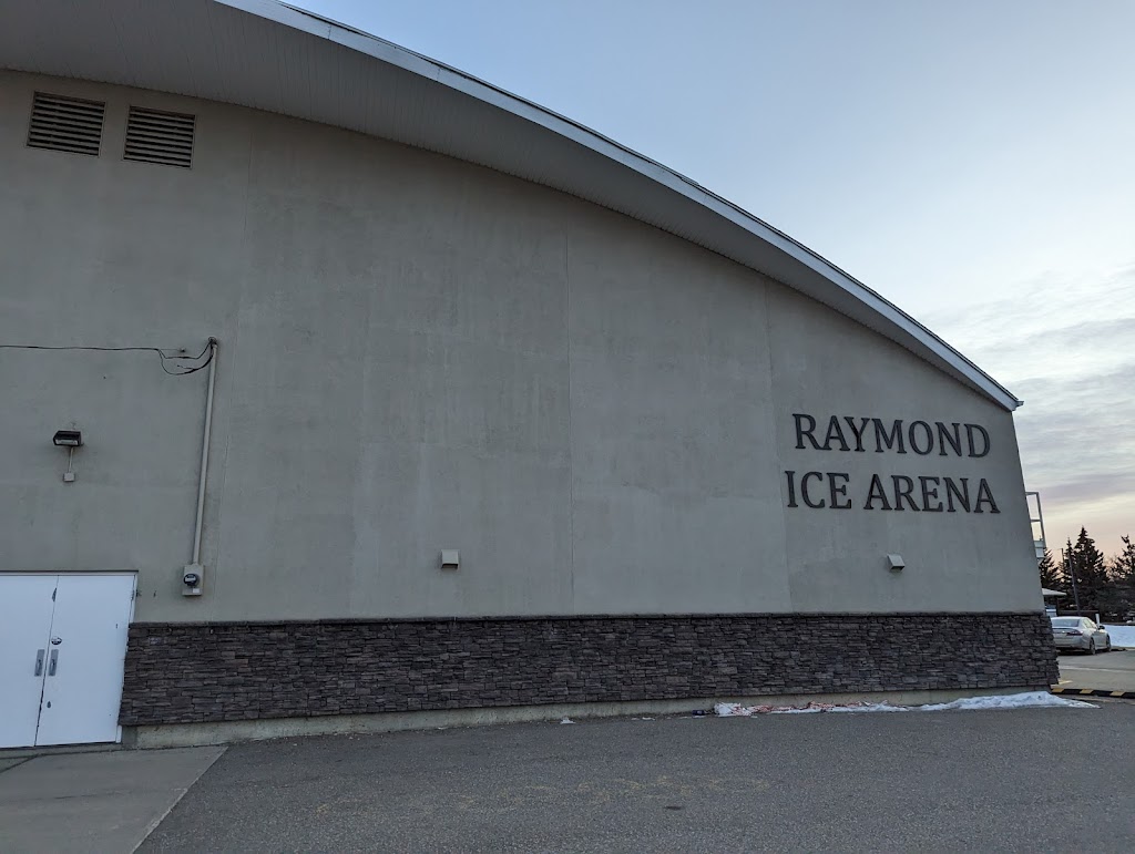 Raymond Ice Arena | 35 W 100 N, Raymond, AB T0K 2S0, Canada | Phone: (403) 752-3322 ext. 1025