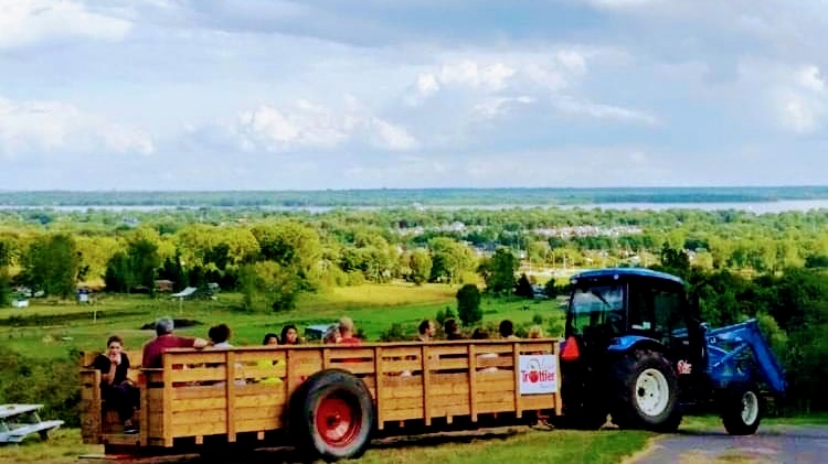 Le Verger Trottier - La Cidrerie des Générations | 4377 Chem. dOka, Saint-Joseph-du-Lac, QC J0N 1M0, Canada | Phone: (514) 830-8691