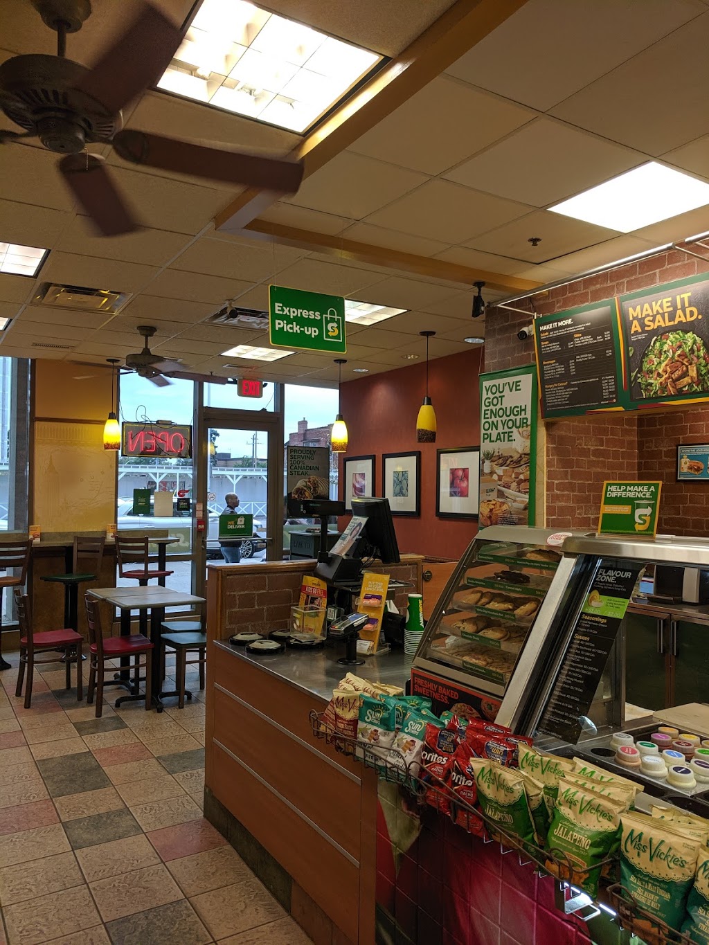 Subway | 5225 Yonge St #3, North York, ON M2N 5P8, Canada | Phone: (416) 226-4040