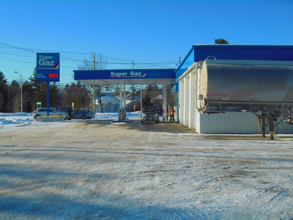 Super Gaz Station | 840 Rue de Martigny O, Saint-Jérôme, QC J5L 1Z6, Canada | Phone: (450) 438-2587