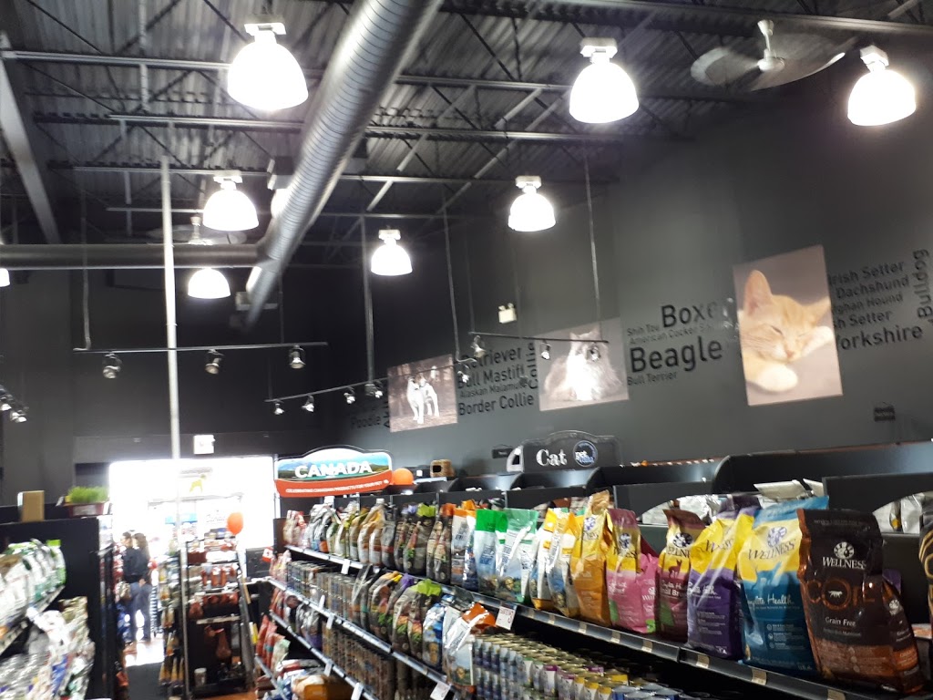 Pet Valu | 16640 Yonge St, Newmarket, ON L3X 2N8, Canada | Phone: (905) 953-9300