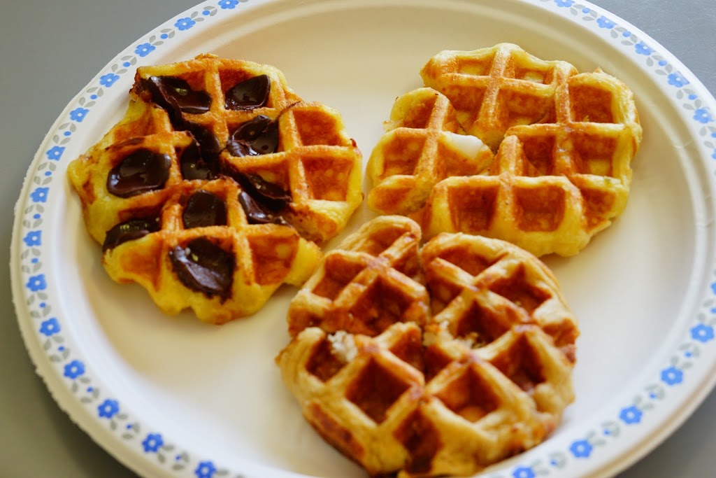 Damiens Belgian Waffles Ltd | 3891 Chatham St, Richmond, BC V7E 2Z6, Canada | Phone: (604) 304-2884