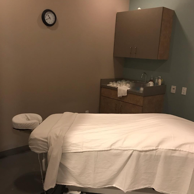 Calgary Muscle and Soft Tissue Clinic - Bowness | 6404 Bowness Rd NW # 104, Calgary, AB T3B 2B9, Canada | Phone: (403) 764-1400