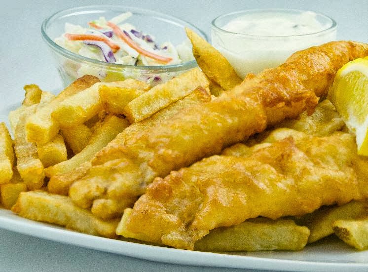Union Jack Fish & Chips LTD Port Colborne | 230 Main St W, Port Colborne, ON L3K 3V5, Canada | Phone: (905) 835-0900