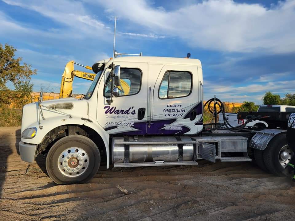 Wards Towing Service | 18 St Remy Pl, Kingston, ON K7K 6C4, Canada | Phone: (613) 546-0272