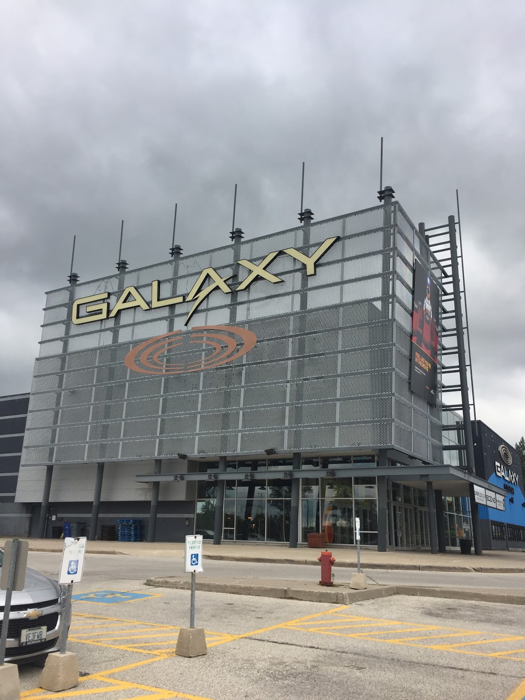 Galaxy Cinemas | 72 Commerce Park Dr, Barrie, ON L4N 8W8, Canada | Phone: (705) 728-1171