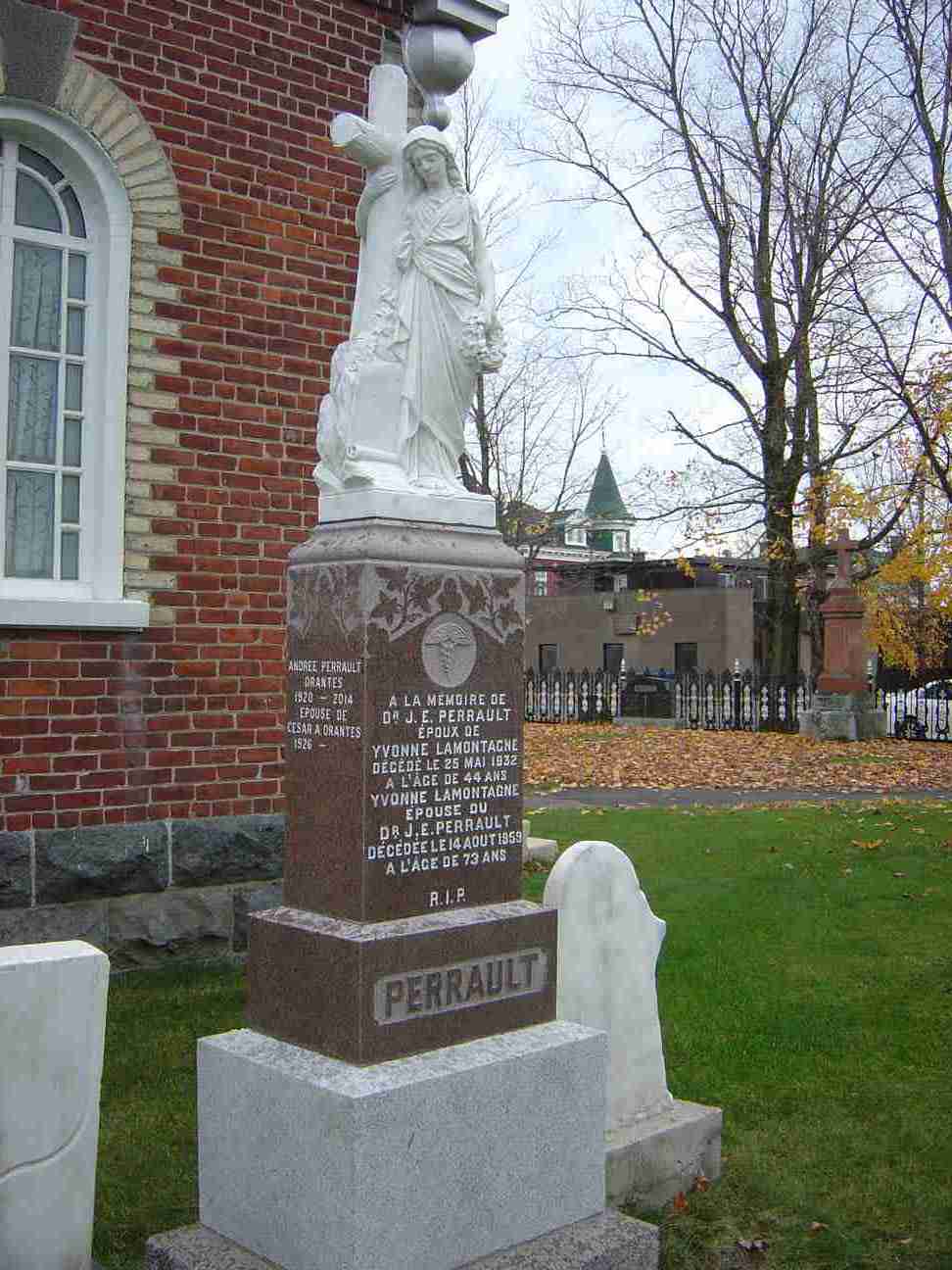 Perrault Headstone | 133 Rue Principale, Saint-Anselme, QC G0R 2N0, Canada