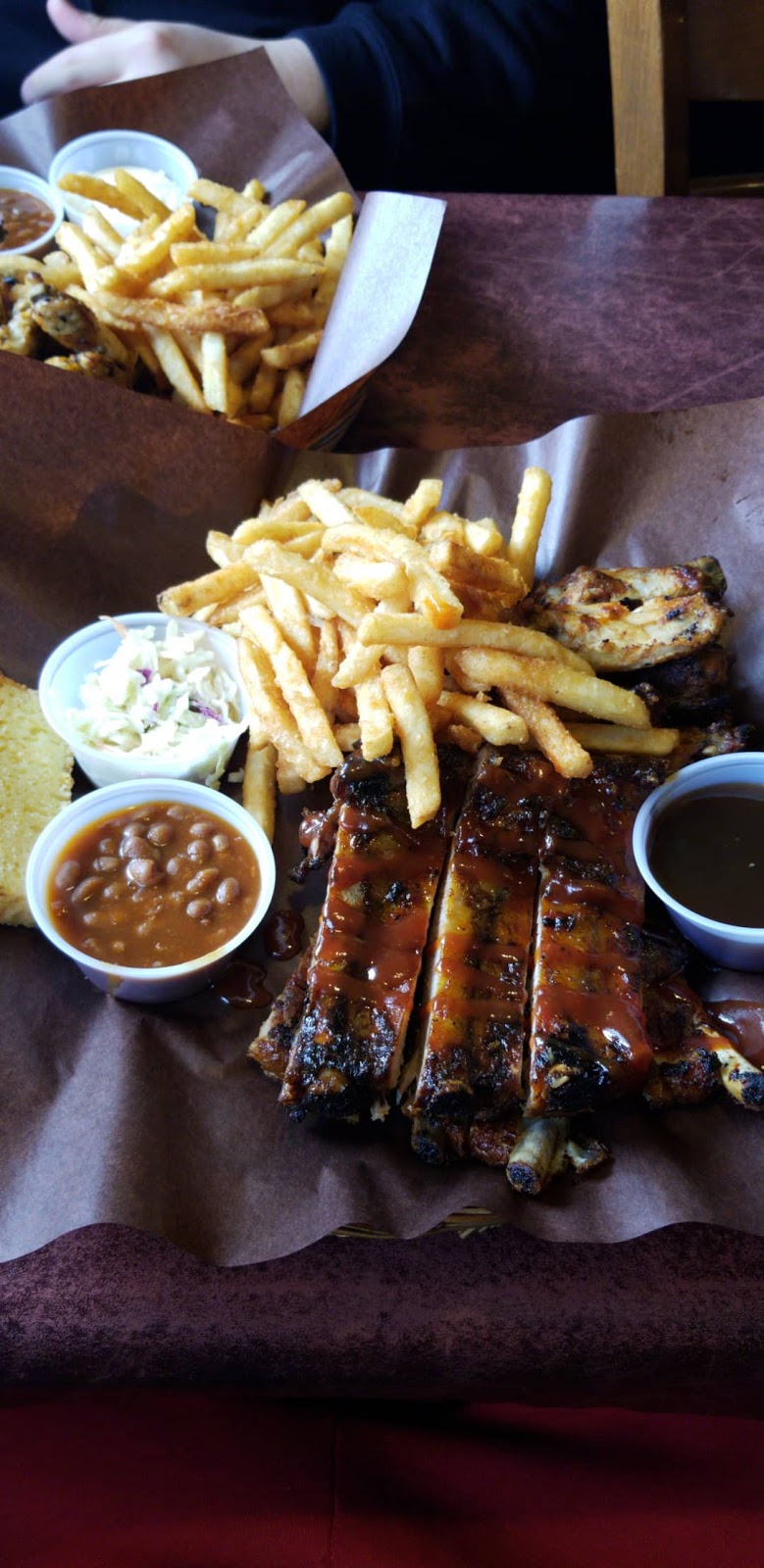 Memphis BBQ | 8074 Islington Ave, Woodbridge, ON L4L 1W5, Canada | Phone: (905) 265-9003