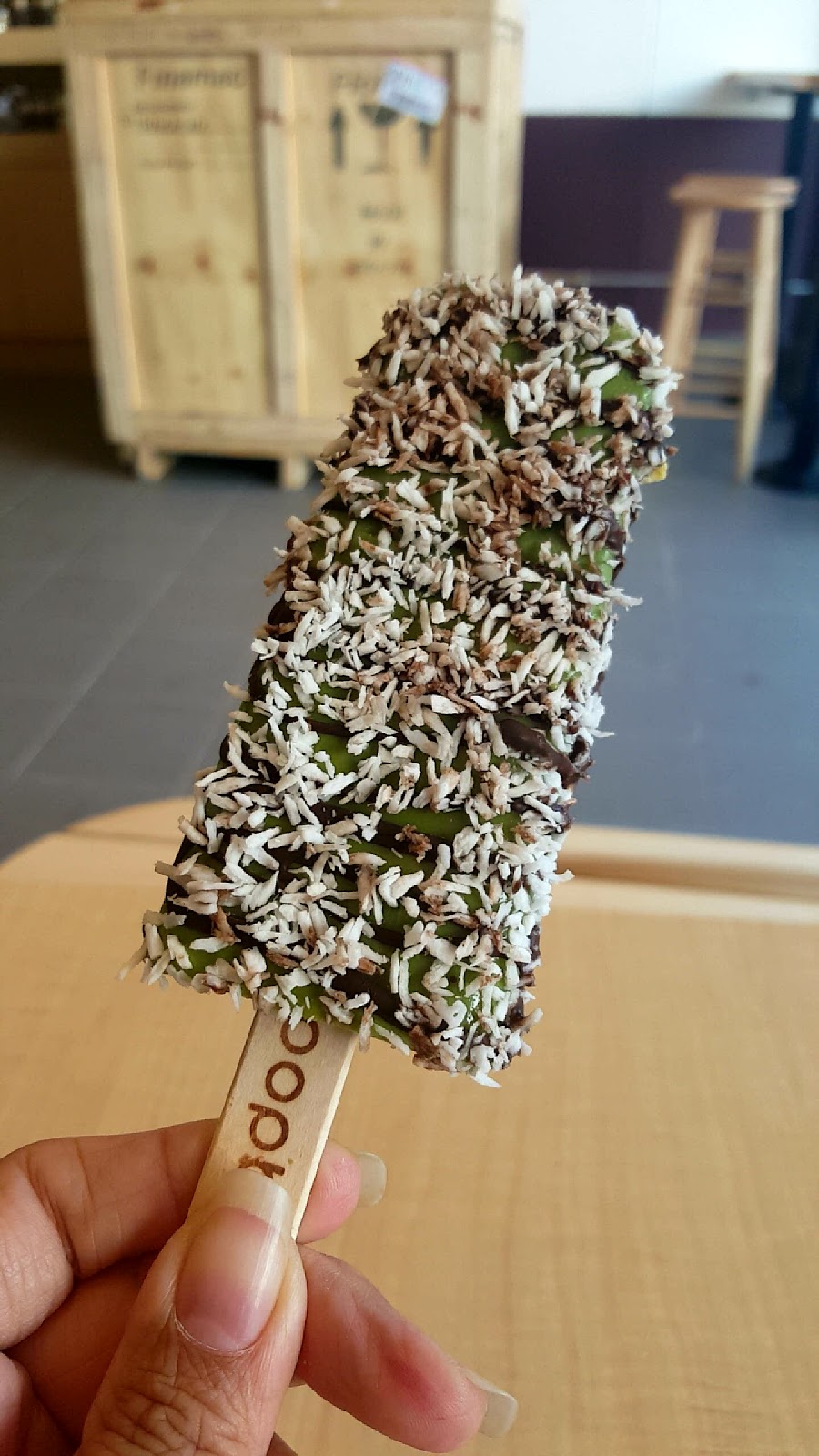 Popbar Abbotsford | 3122 Mount Lehman Rd G115, Abbotsford, BC V4X 2M9, Canada | Phone: (604) 625-3336