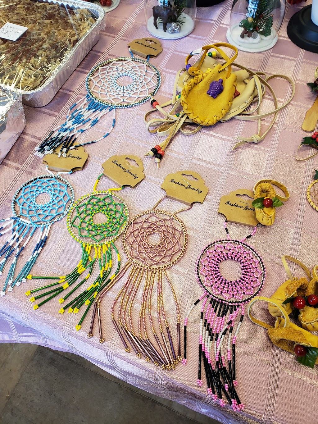 Crafts n Things | Hiawatha First Nation, 133 Paudash St, Ontario K9J 0E6, Canada | Phone: (705) 295-4202