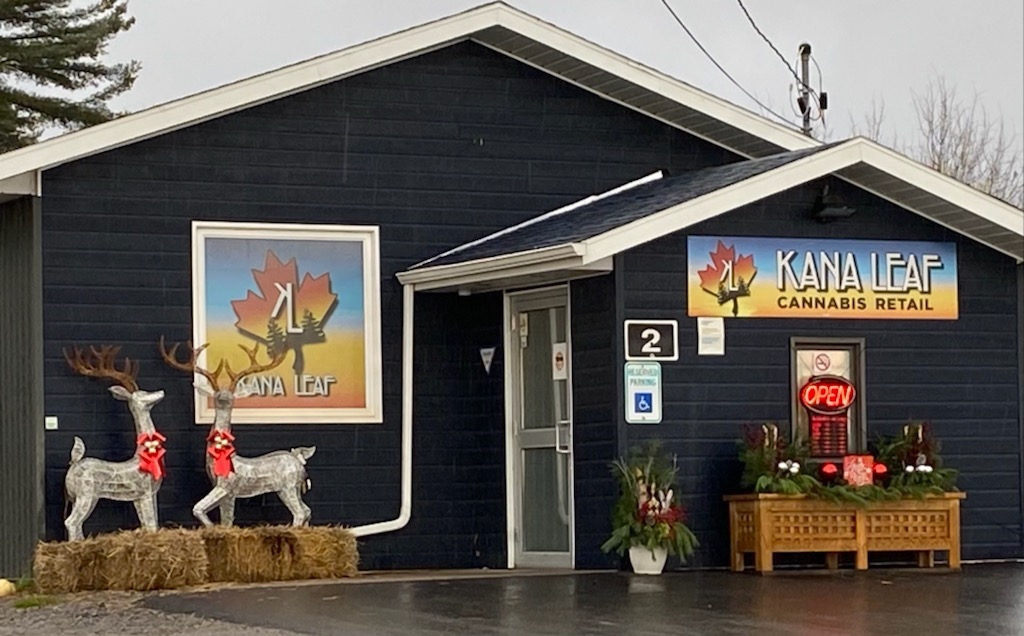 Kana Leaf Cannabis Dispensary North Bay | 2 Osprey Miikan, North Bay, ON P1B 8G5, Canada | Phone: (705) 474-2021